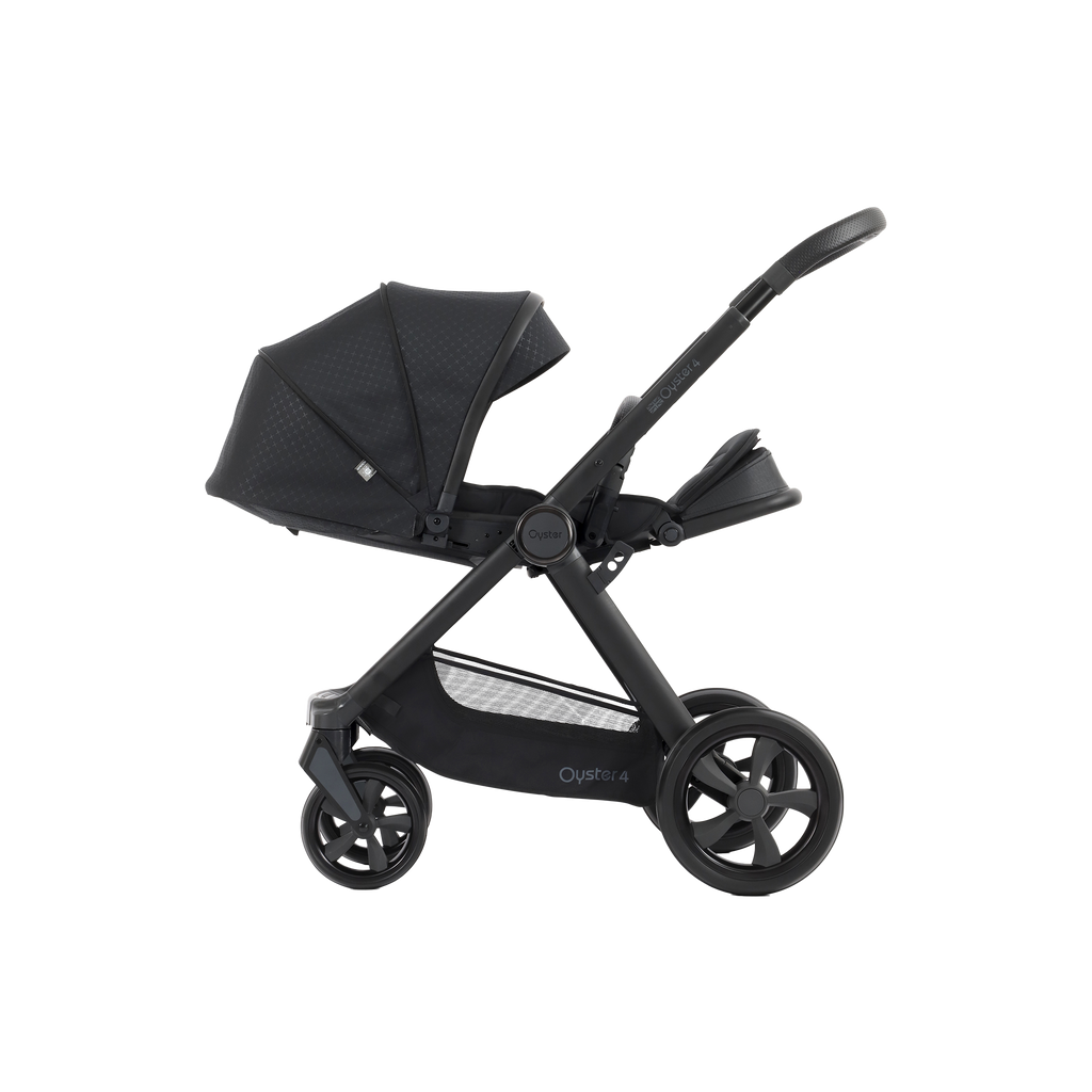 Babystyle Oyster 4 Essential Bundle - Raven