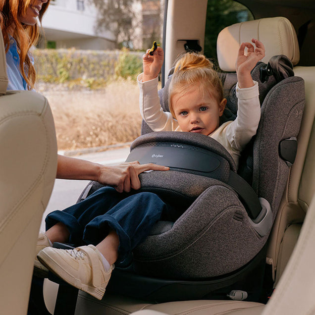 child in cybex anoris t2