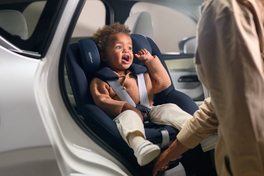 ECE R44/04 vs. ECE R129 (i-Size)