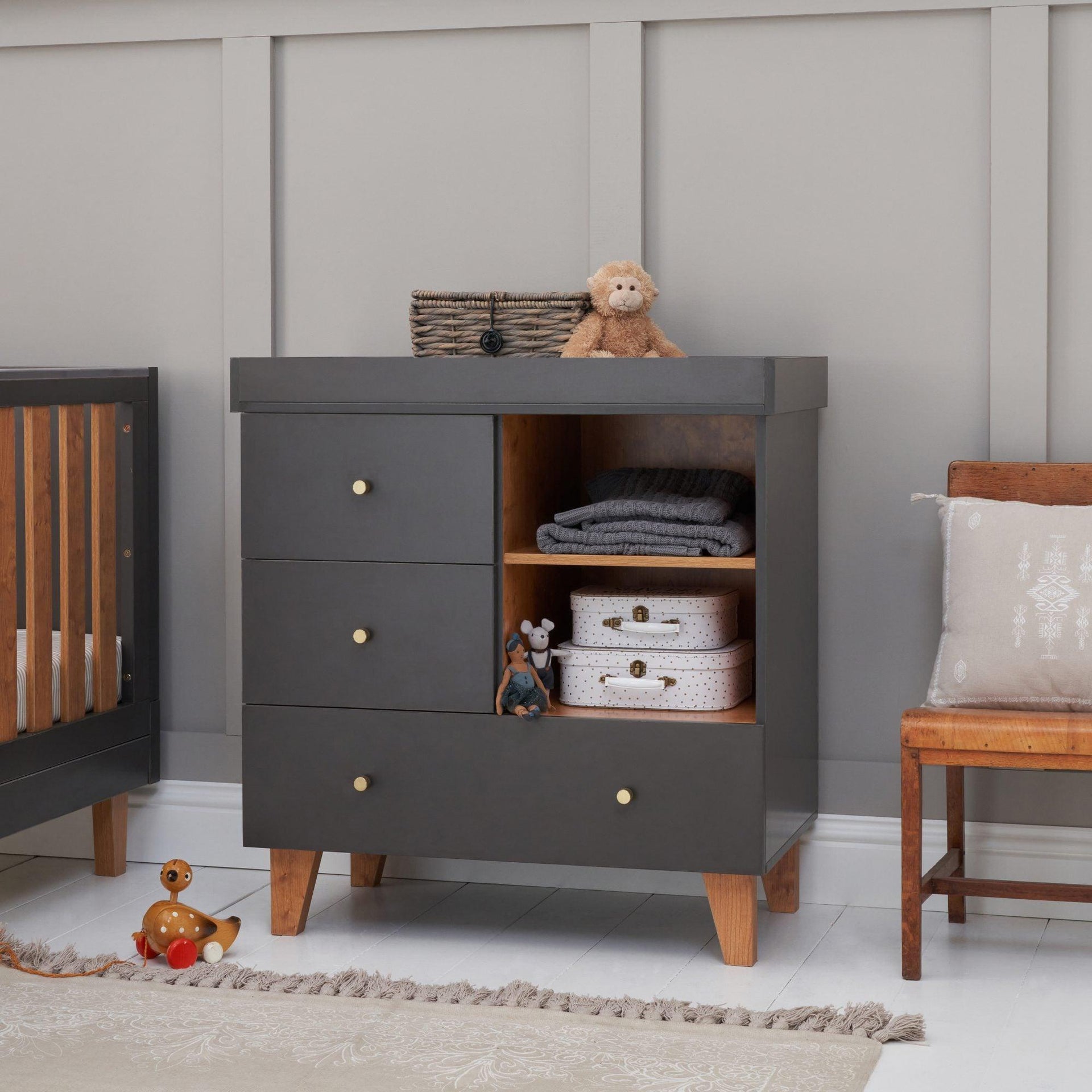 Tutti Bambini Dressers & Changing Tables