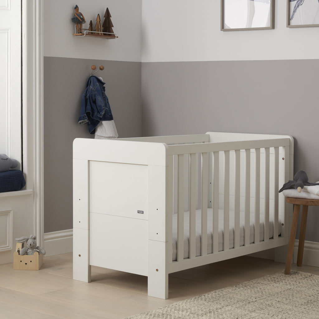 Tutti Bambini Essentials Alba Mini Cot Bed - Chelsea Baby