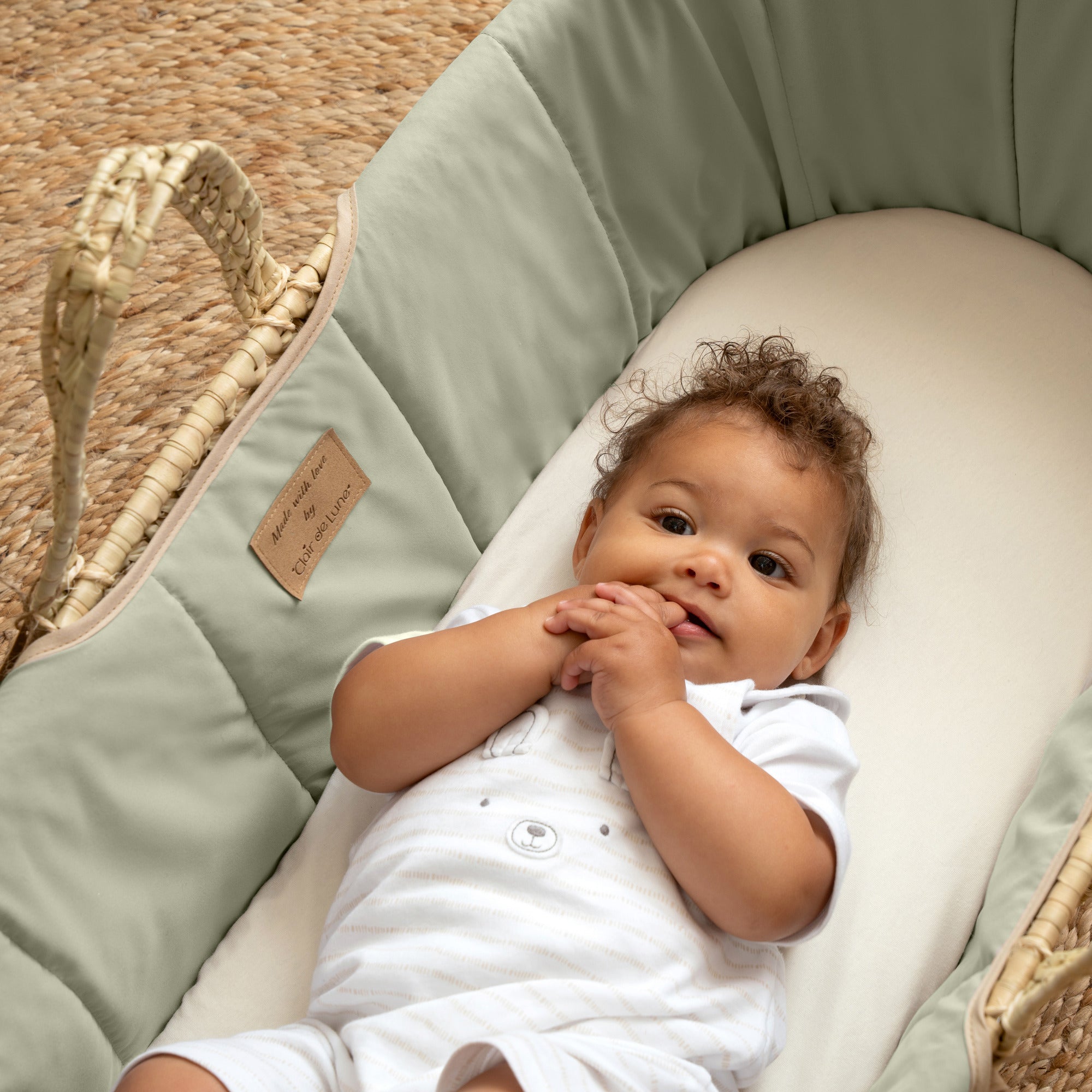 Clair De Lune Organic Palm Moses Basket - Chelsea Baby
