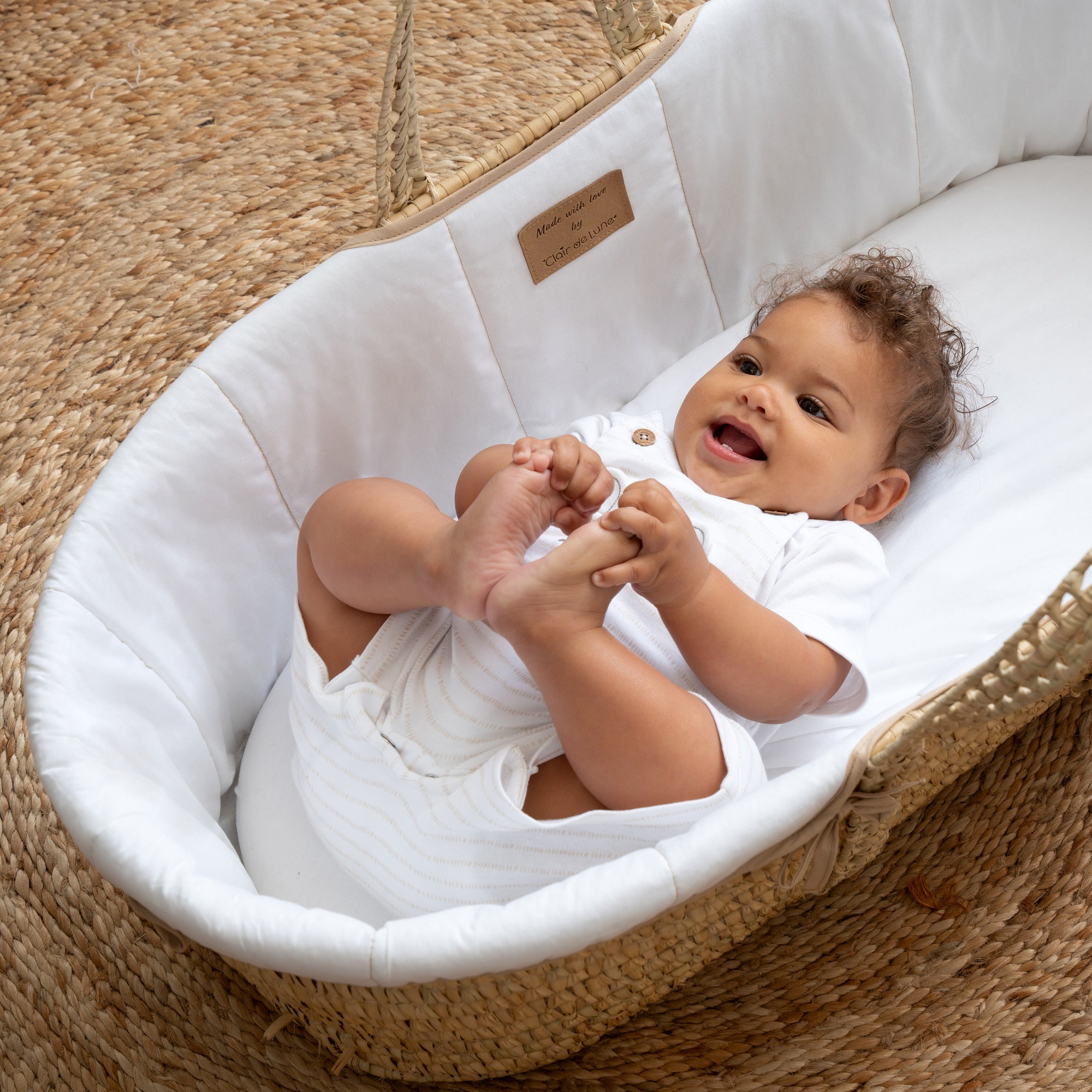 Clair De Lune Organic Palm Moses Basket - Chelsea Baby