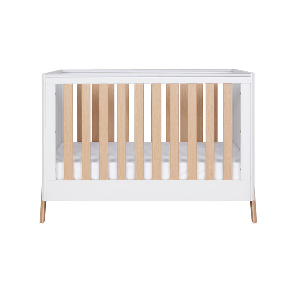 Tutti Bambini Fuori Mini Cot Bed - Chelsea Baby