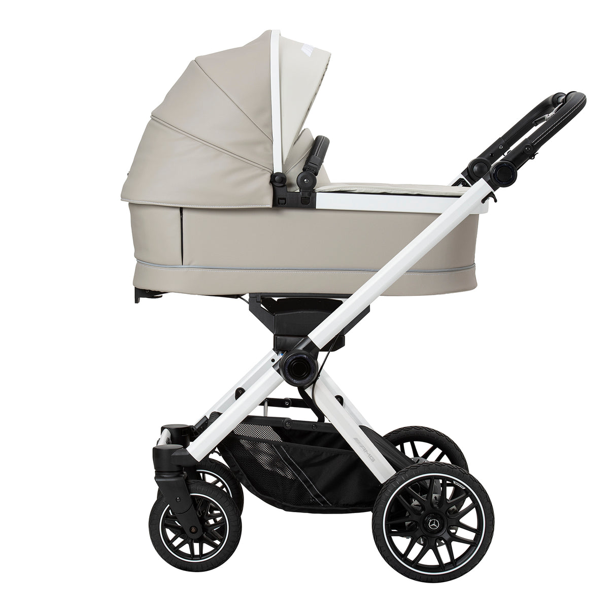 Mercedes Benz AMG GT2 Carrycot Bright Light 3