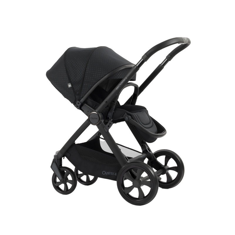 Babystyle Oyster 4 Essential Bundle - Raven - Ex-Display