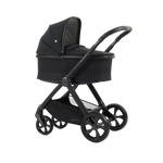 Babystyle Oyster 4 Essential Bundle - Raven - Ex-Display