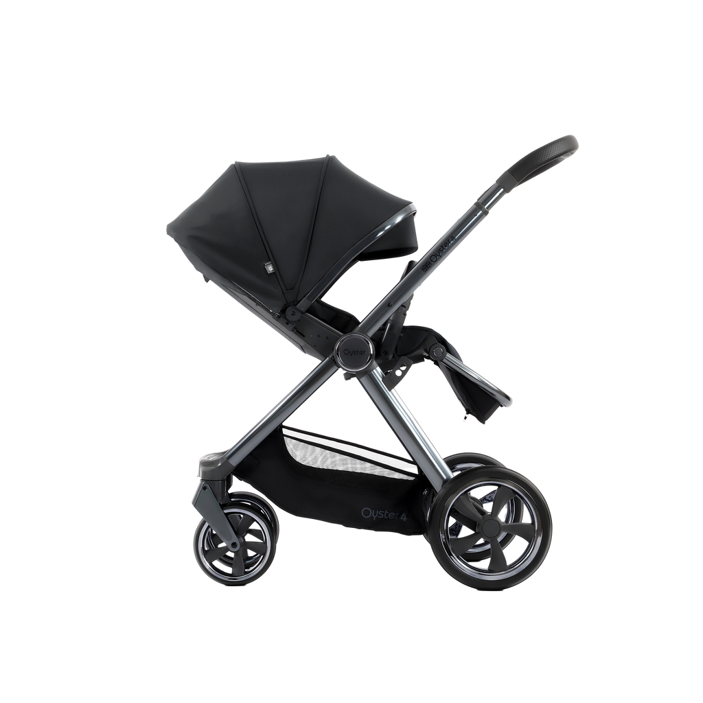 Babystyle Oyster 4 Luxury Bundle - Carbonite