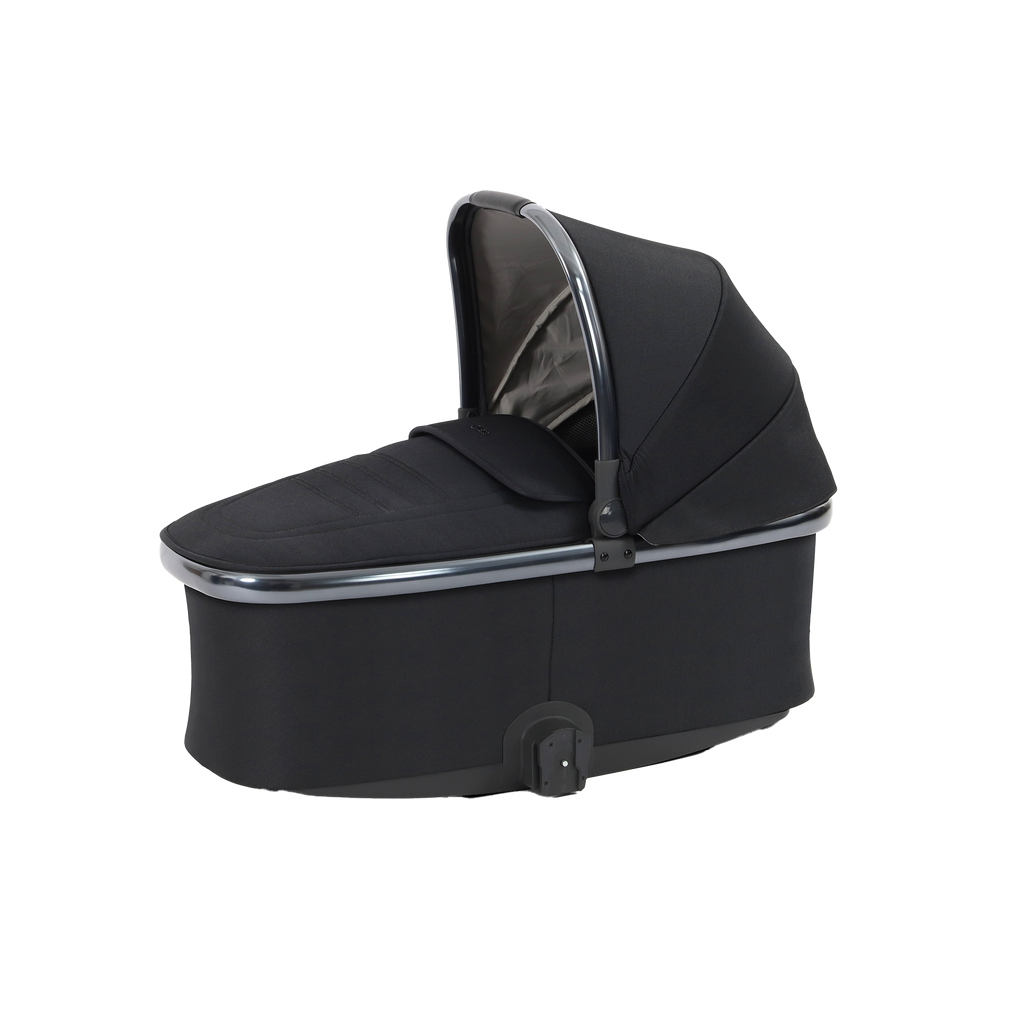 Babystyle Oyster 4 Luxury Bundle - Carbonite