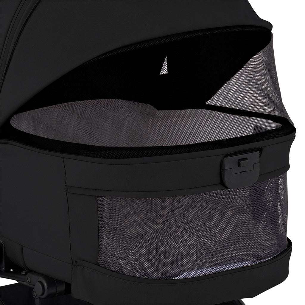 Silver Cross Nia Carrycot - Onyx