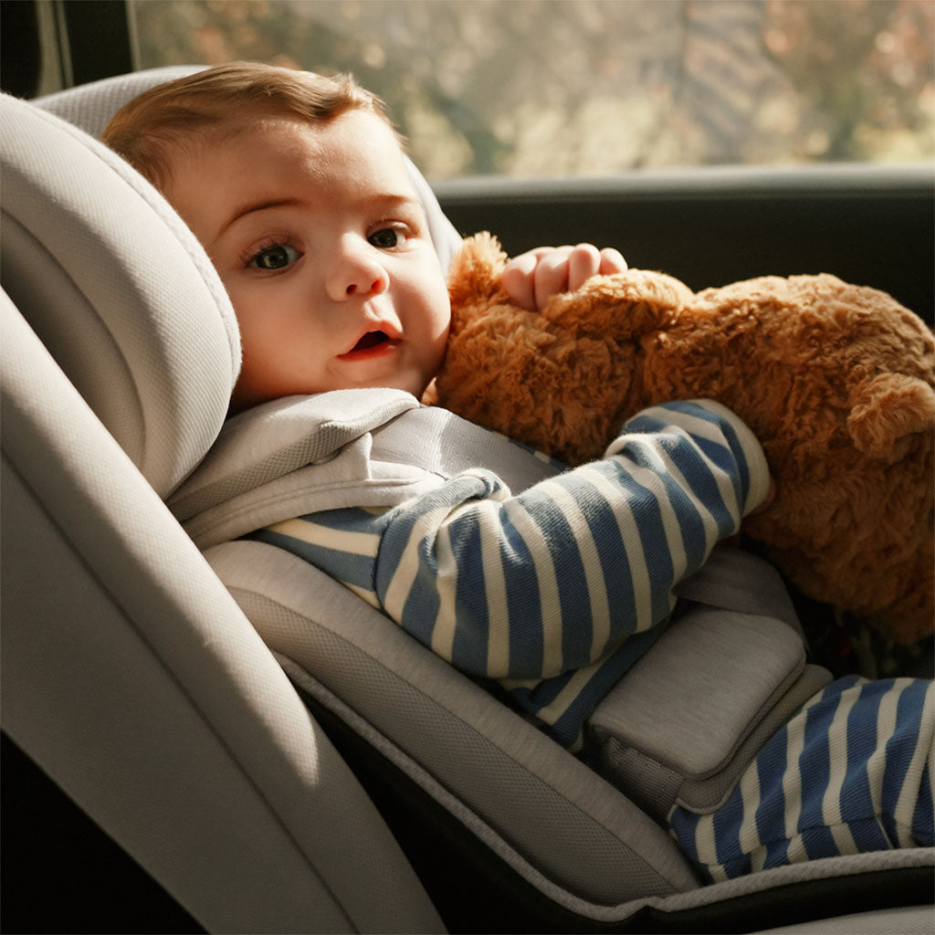 Silver Cross Motion 3 All Size 360 Rotating Car Seat Natural Taupe 5