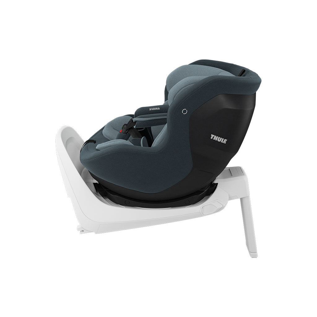 Thule_Elm_Connect_360_Toddler_Car_Seat_Darkest_Blue_6