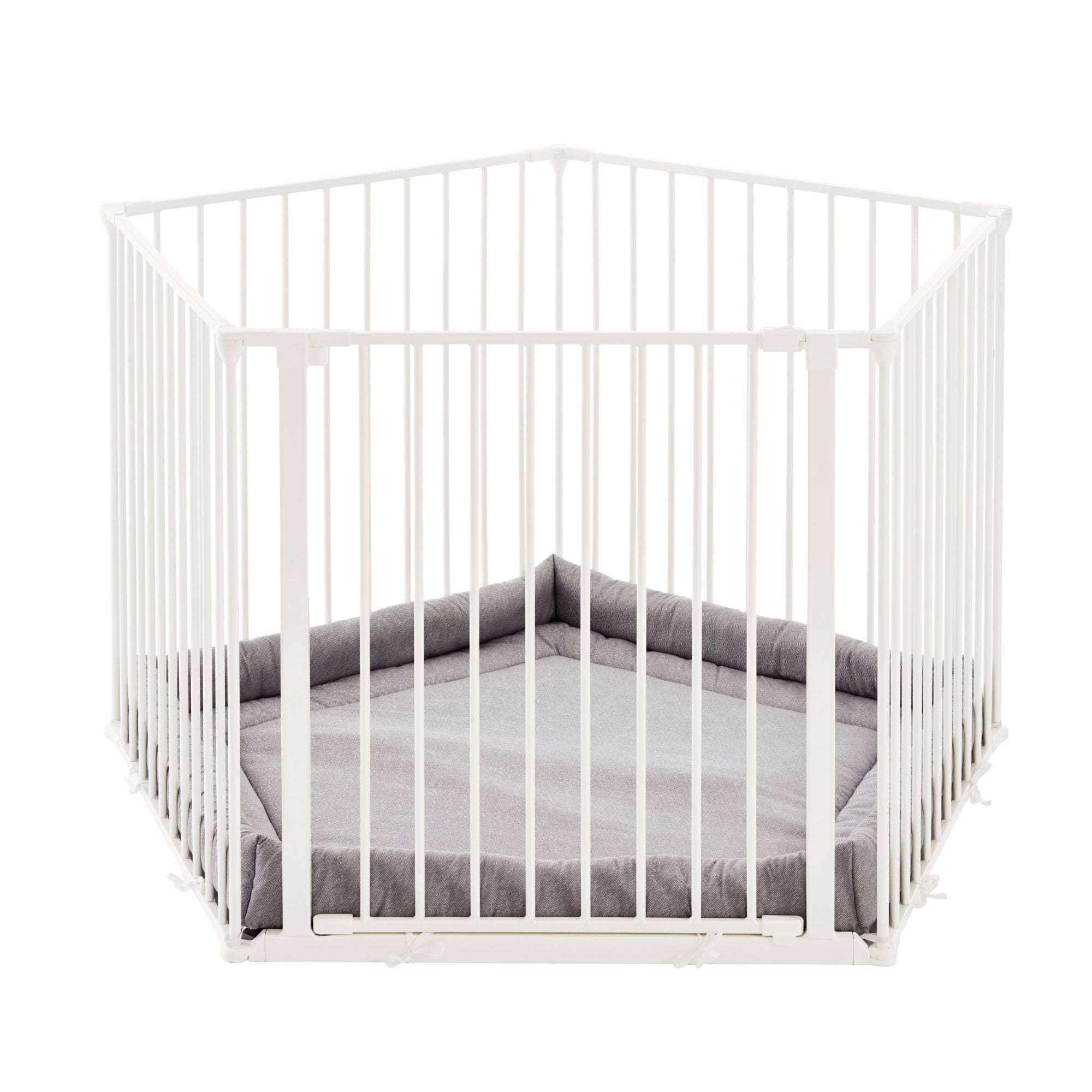 Baby Dan Olaf Playpen Pentagon - Chelsea Baby