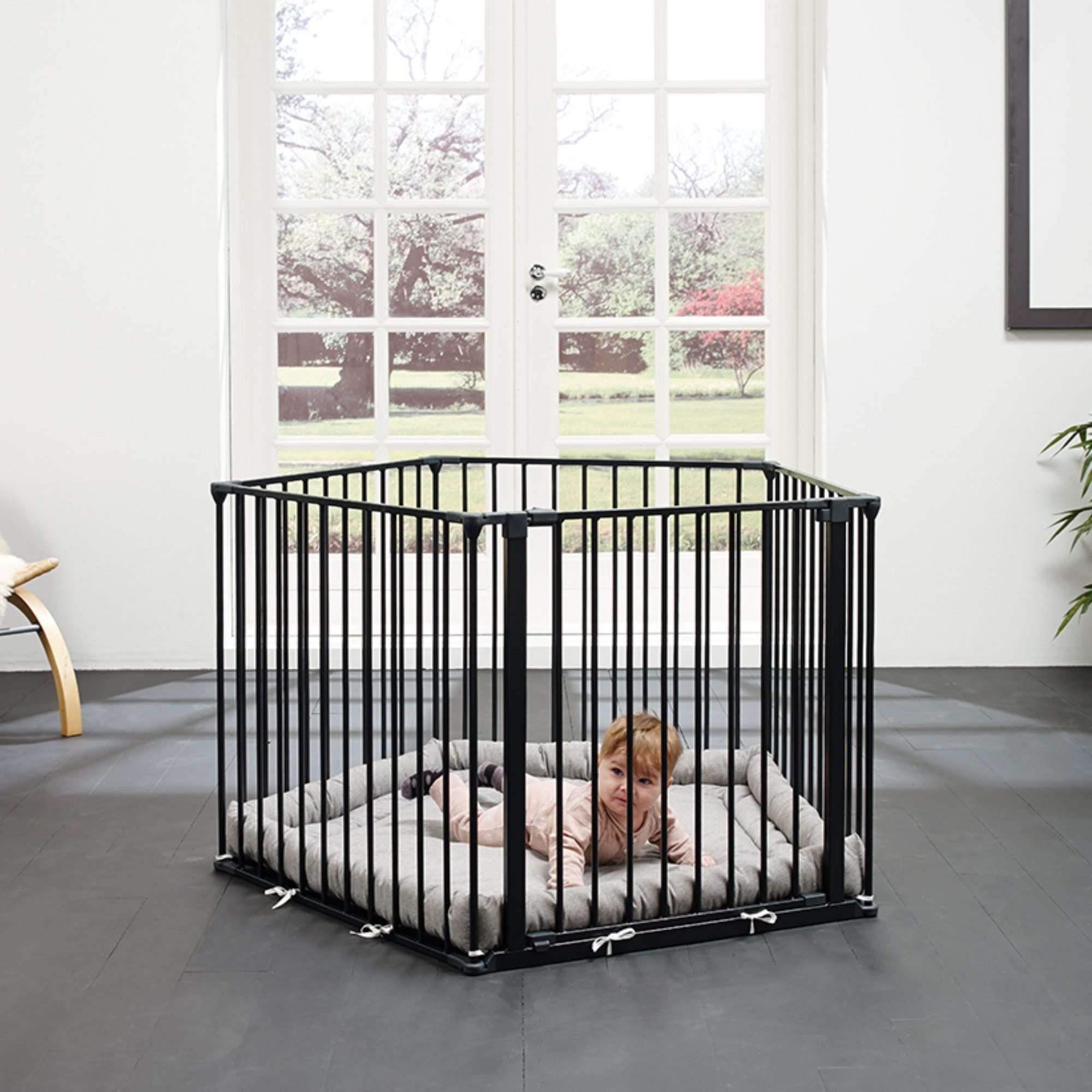 Baby Dan Olaf Playpen Pentagon - Chelsea Baby