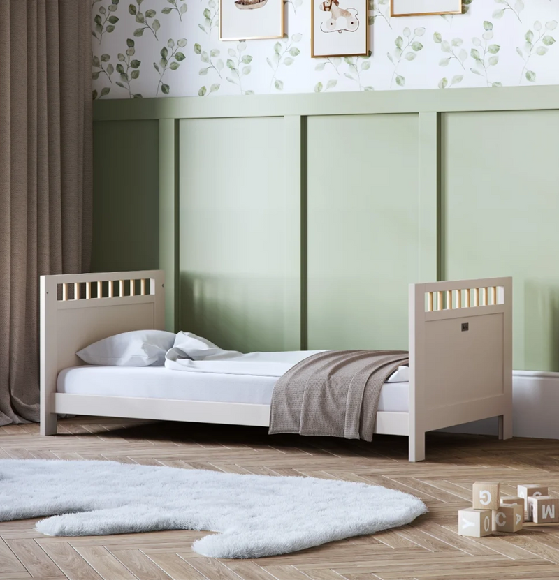 Silver Cross Seville 3 Piece Nursery Set with Convertible Cot to Toddler Bed, Dresser & Wardrobe