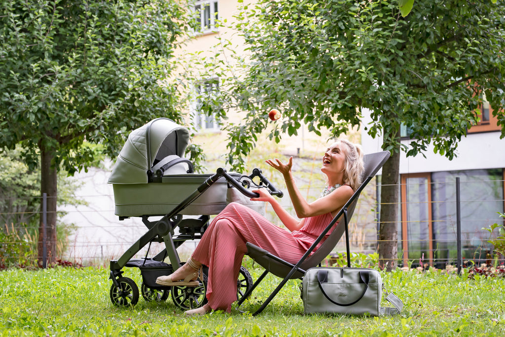 Mercedes Avantgarde All-Terrain GTR Stroller inc. Carrycot and Chassis by Hartan - Made in Germany - Chelsea Baby