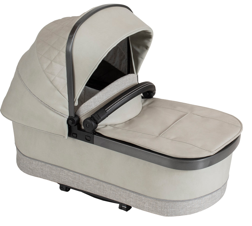 Mercedes Avantgarde GTX Stroller inc. Carrycot and Chassis by Hartan - Made in Germany - Chelsea Baby