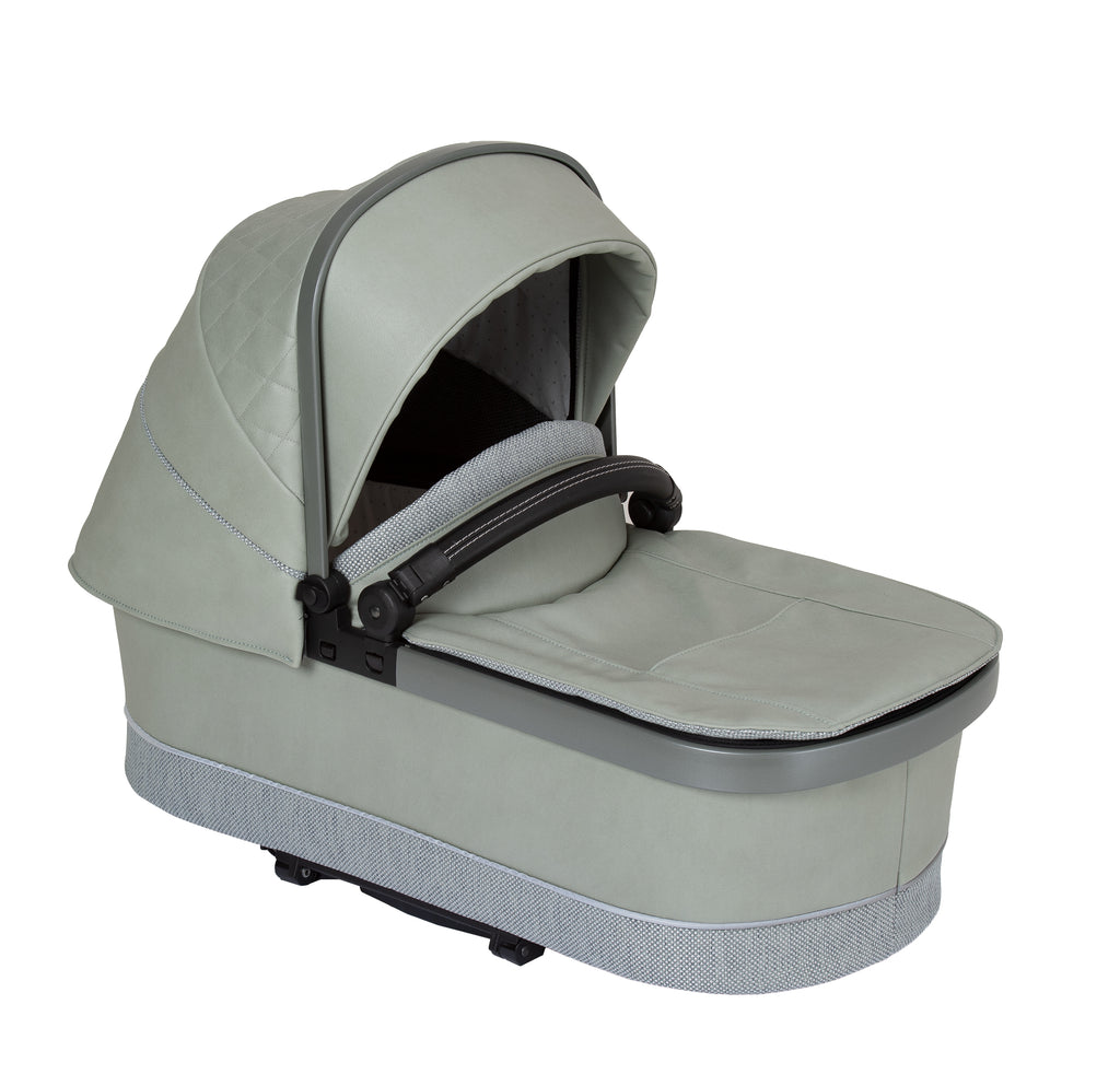 Mercedes Avantgarde GTX Stroller inc. Carrycot and Chassis by Hartan - Made in Germany - Chelsea Baby