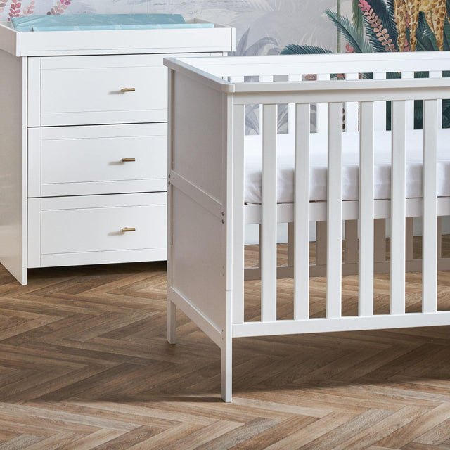 Obaby Evie 2 Piece Room Set - Chelsea Baby