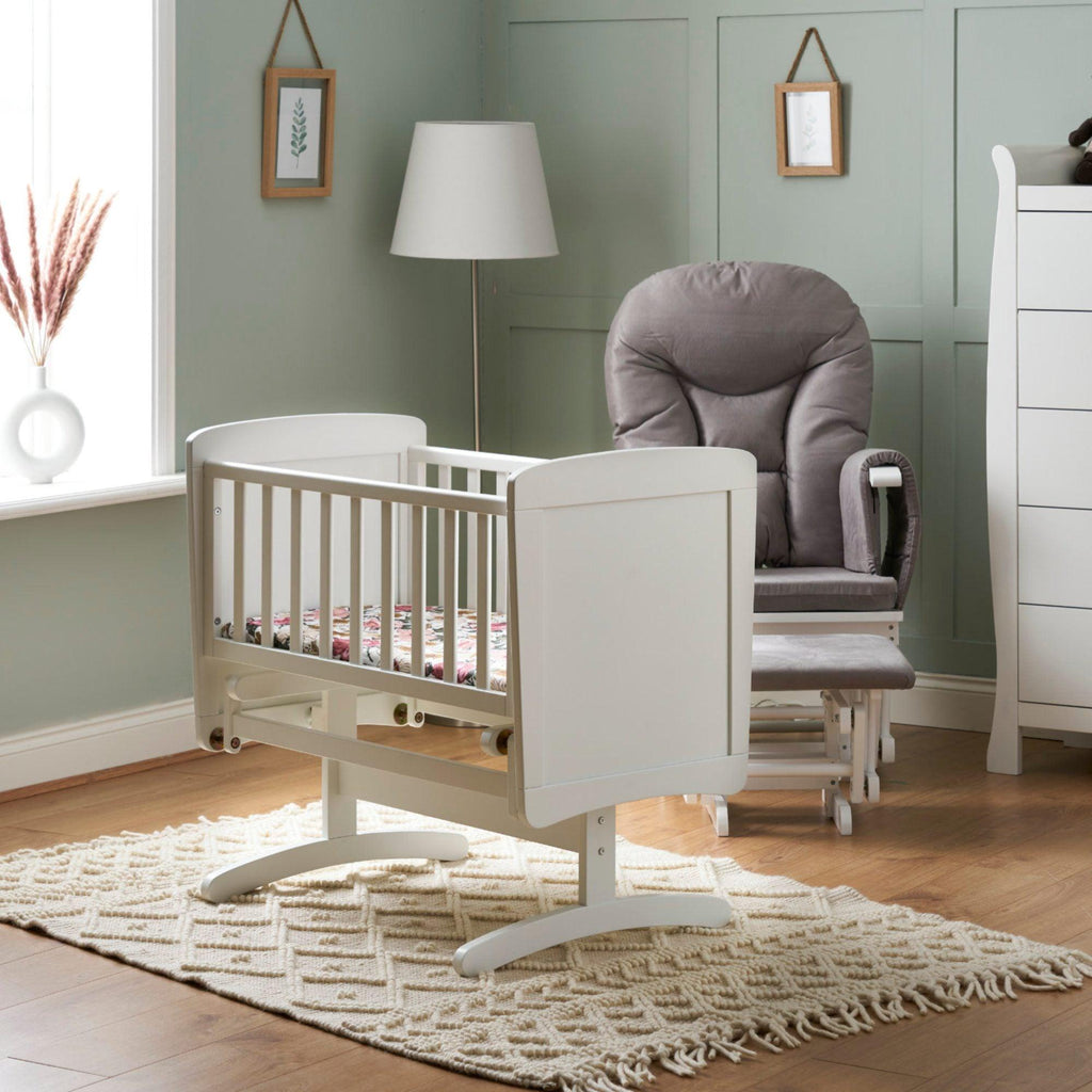 Obaby Gliding Crib - Chelsea Baby