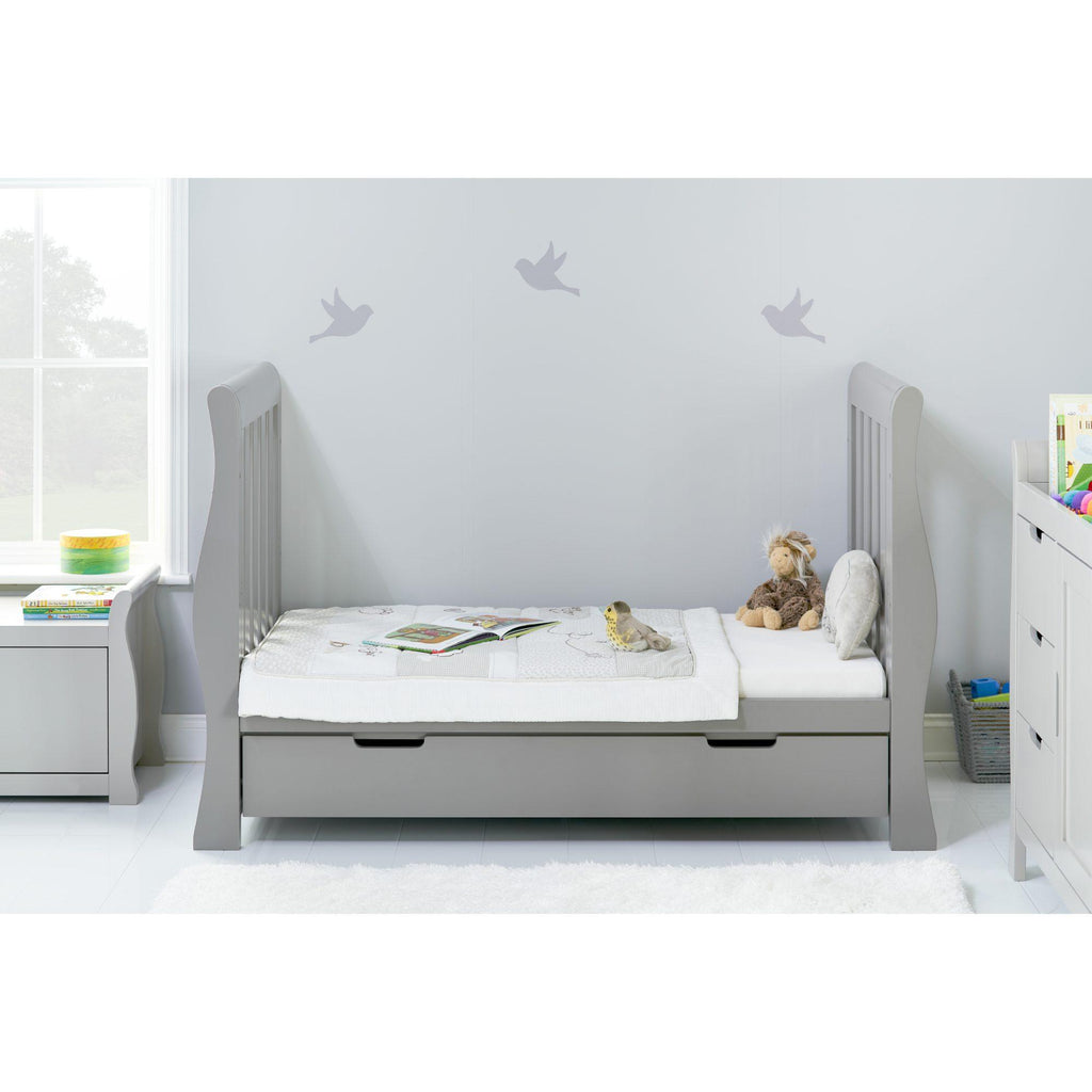 Obaby Stamford Luxe Sleigh 3 Piece Room Set - Chelsea Baby