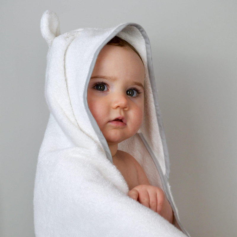 Shnuggle Wearable Baby Towels - White