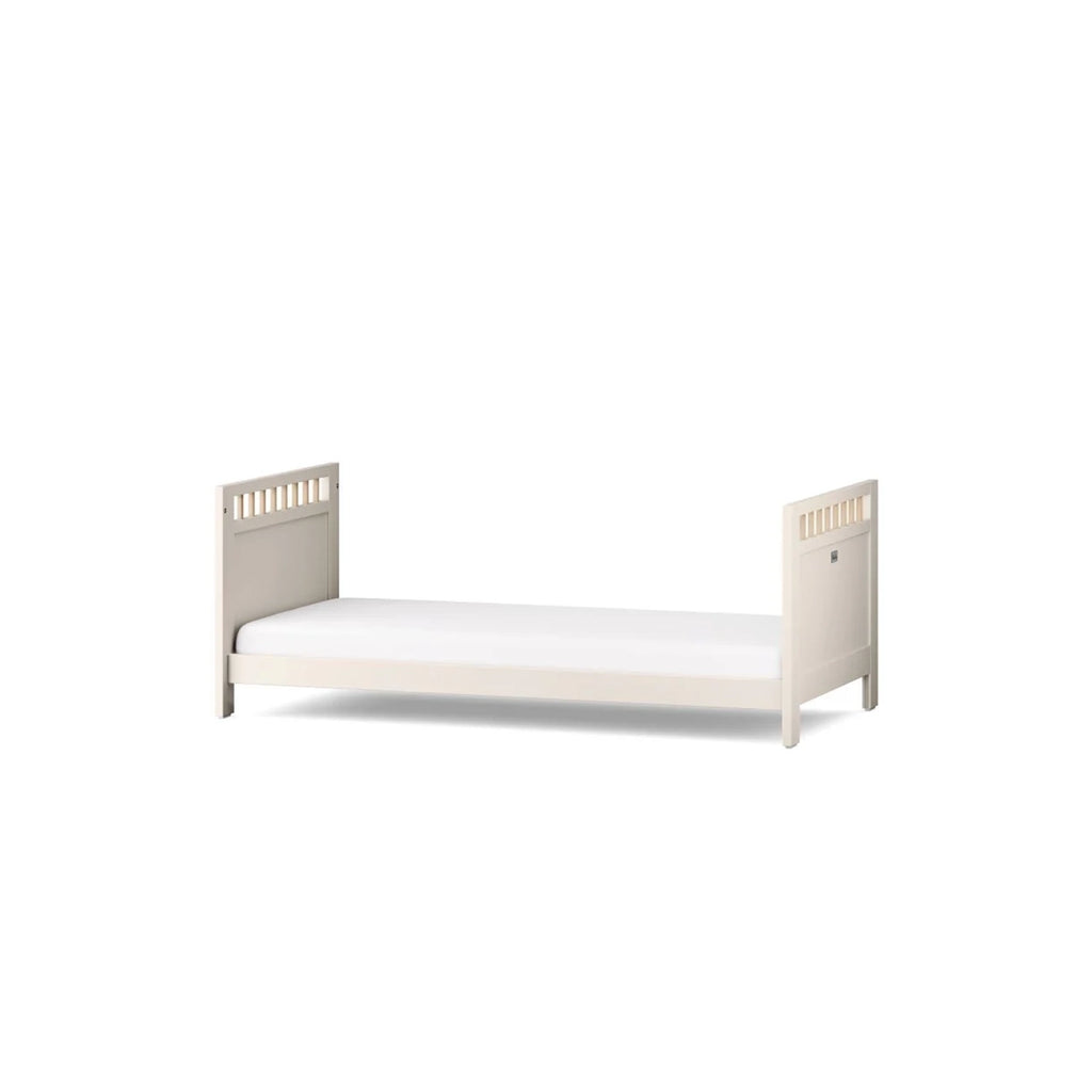 Silver Cross Seville 3 Piece Nursery Set with Convertible Cot to Toddler Bed, Dresser & Wardrobe