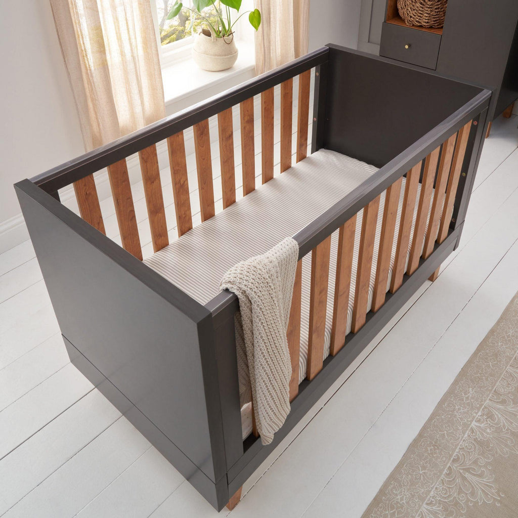 Tutti Bambini Como 3 Piece Room Set Bundle - Chelsea Baby
